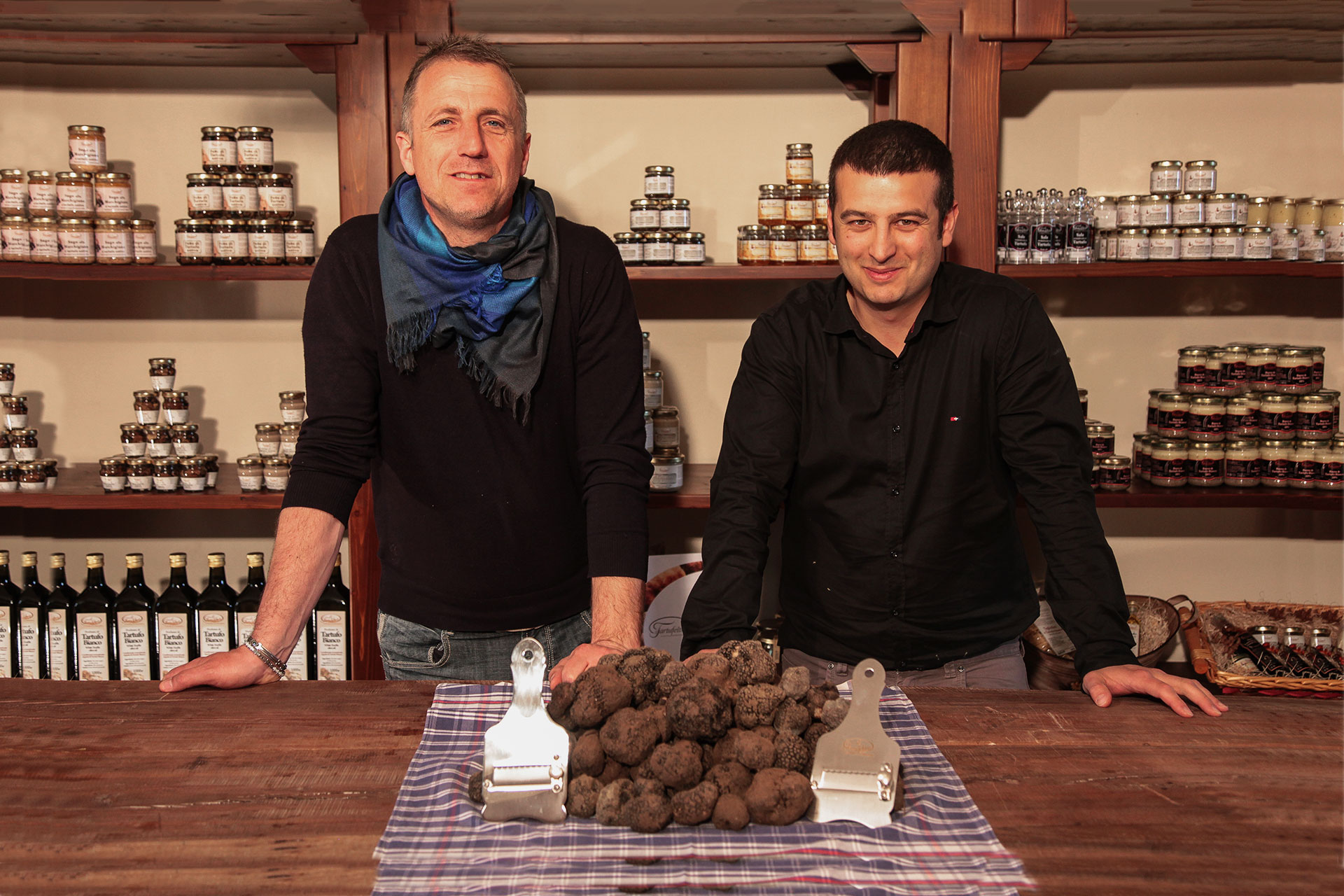 Mattia e Massimo - Il Tartufeltro, Tartufi del Montefeltro di alta qualità